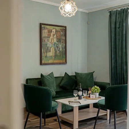 Vasi Apartment *